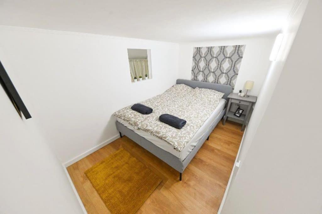2 Bedroom Flat In Damjanich Str., Hirsch บูดาเปสต์ ภายนอก รูปภาพ